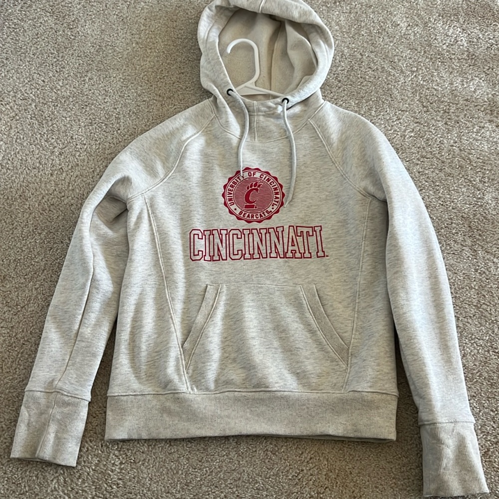 University of Cincinnati sweatshirt size XS